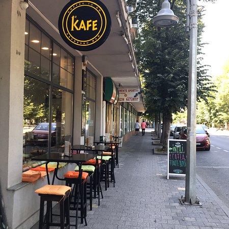 First Cafe Lounge
